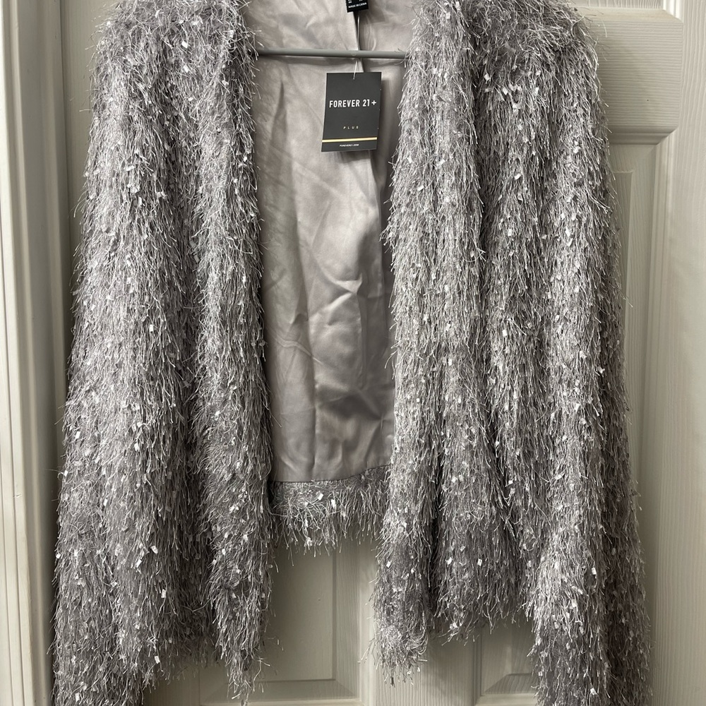 Forever 21 2x sweater nwt